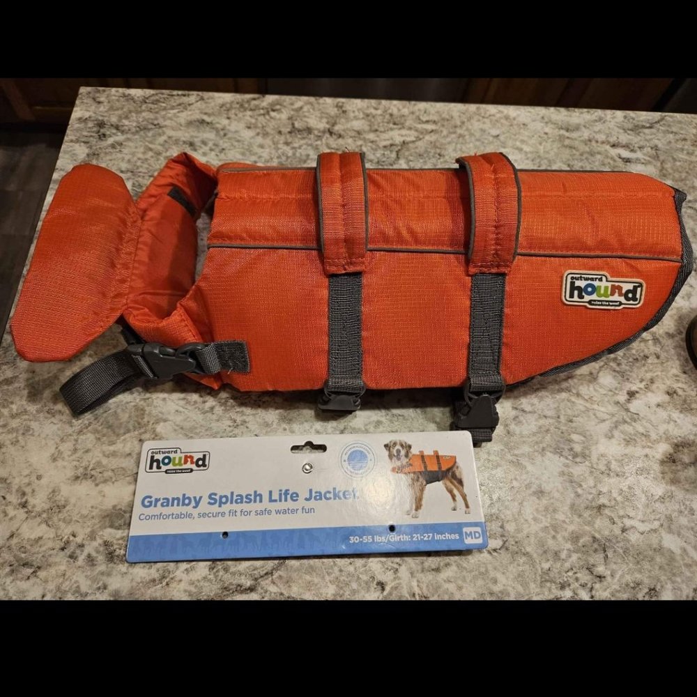 Outward Hound dog life jacket medium